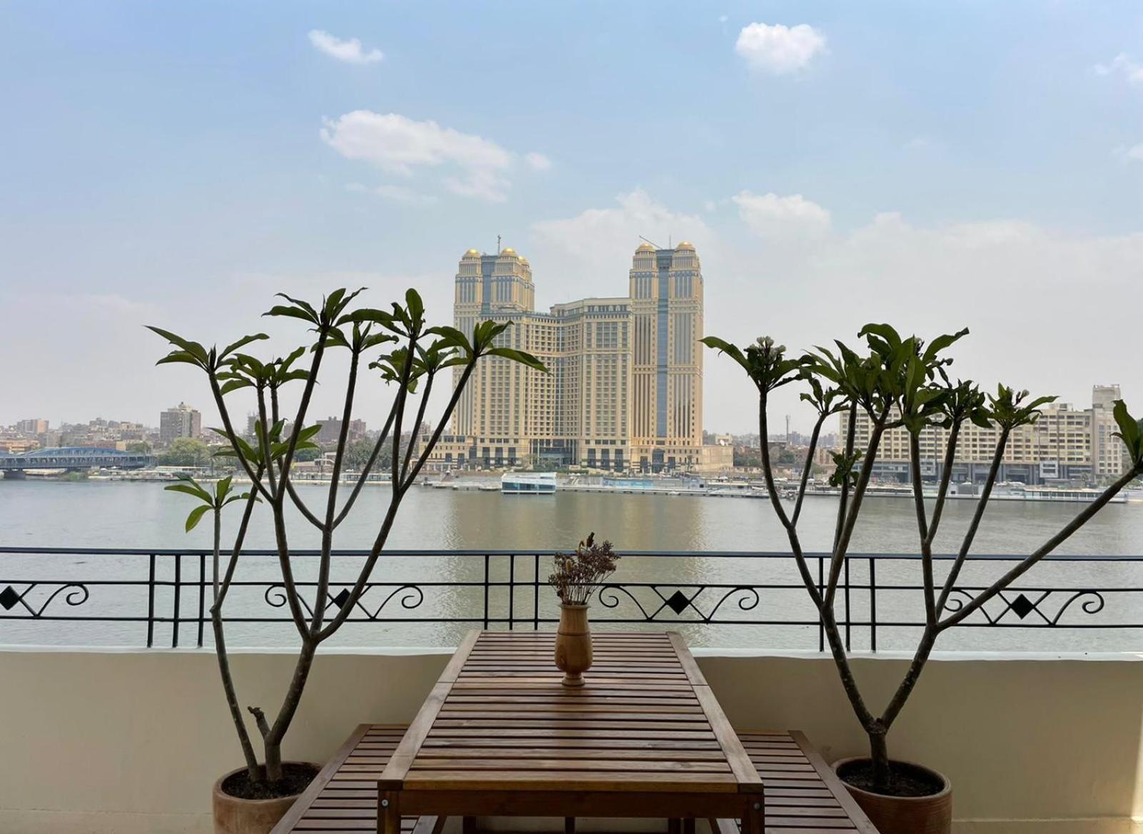 Luxury On The Nile - Zamalek Apartments Kairo Exterior foto